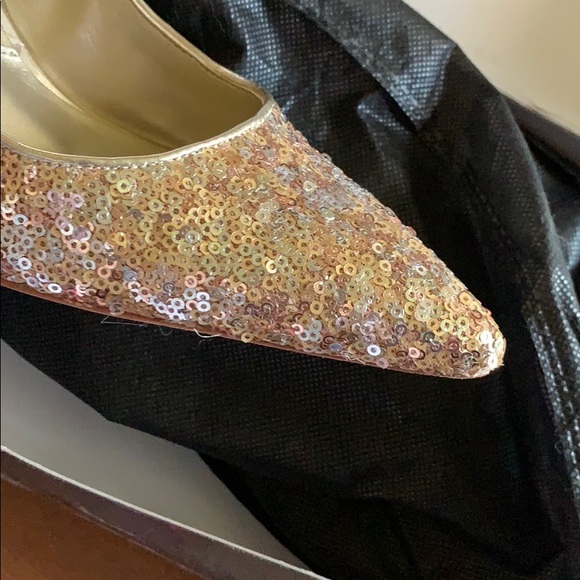 White House Black Market WHBM sequin heels - Picture 6 of 12